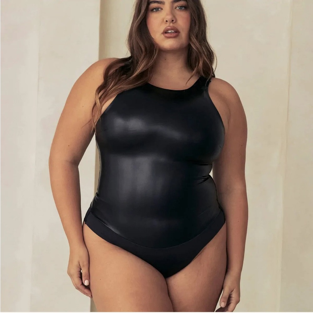 BNWT PINSY shapewear vegan leather bodysuit XL